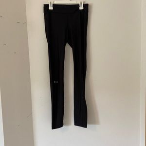 ❌sold❌ black under armor heat gear leggings